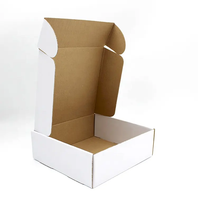 Sterke maatwerk wit gegolfd papier doos met uw eigen logo voor producten verpakking