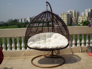 Chaise suspendue de jardin moderne 2026 blanche/noire, mobilier d'extérieur, balançoire de patio, couleur au choix, <span class=keywords><strong>coussin</strong></span> inclus, prix abordable, vente directe usine - Product Image 2