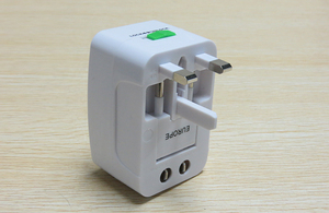 Adattatore Universale <span class=keywords><strong>Convertitore</strong></span> di Prese Elettriche Tutto in Uno per Viaggi, Adattatore di Alimentazione Elettrica per Prese US UK AU EU - Product Image 4