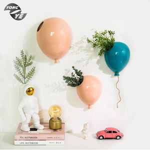 Vaso da <span class=keywords><strong>Parete</strong></span> <span class=keywords><strong>in</strong></span> <span class=keywords><strong>Ceramica</strong></span> Creativo a Forma di Palloncino Multicolore per Decorazione Casa - Product Image 1