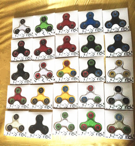 Glow <span class=keywords><strong>Tri</strong></span> <span class=keywords><strong>Spinner</strong></span> Thần Tài Đồ Chơi Nhựa EDC Tay <span class=keywords><strong>Spinner</strong></span> - Product Image 2