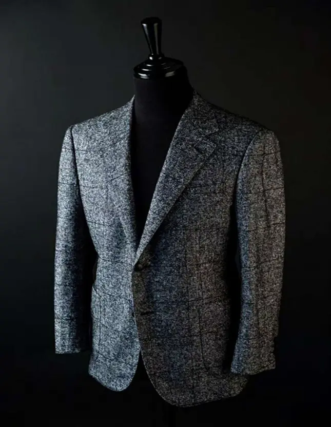 2017 חליפת bespoke של גברים אופנה אלגנטית המותאמים חליפות half בד מותאם