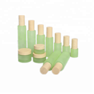 30g 50g 30 ml 50 ml 100 ml vuoto di bambù di legno del modello in plastica coperchio gelo verde bottiglia di crema di vetro vaso - Product Image 1