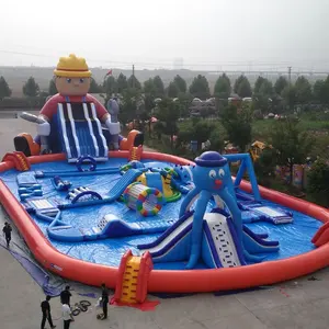 Guangzhou Opblaasbare Commerciële Waterpark Games Grond Strand Park Met Obstakel Speelgoed Voor Alle Leeftijden