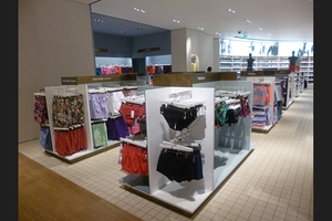 Étagère murale en MDF pour l'affichage de sous-vêtements pour hommes - Product Image 4