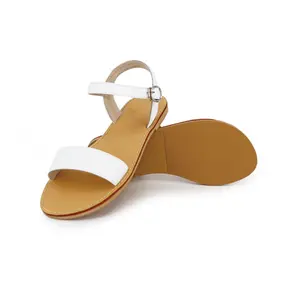 Sandales d'été en cuir blanc pour femmes, dernière conception, sandales plates classiques de luxe pour femmes et dames, vente en gros