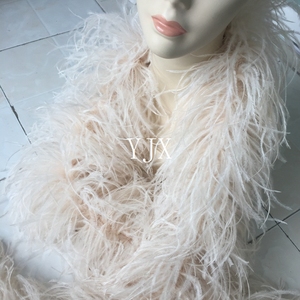 Boa de Plumas de Avestruz Blanca de Alta Calidad y Económica, de 8 Capas, para Danza del Vientre - Product Image 1