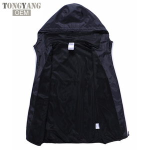 TONGYANG nuova primavera estate uomo moda Outerwear giacca a vento da uomo giacche sottili con cappuccio Casual cappotto sportivo di grandi dimensioni - Product Image 4