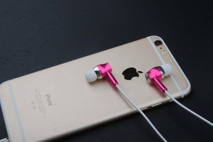 De gama alta calidad del teléfono móvil del auricular del metal con buen sonido - Product Image 1