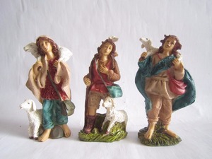 2018 Nouvelle Nativité en résine de trois pièces à vendre - Product Image 4