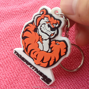 Etiqueta de Goma de PVC con Logotipo de Tigre 3D Hecha a Mano, Etiqueta de Goma en Relieve para Llavero de Prendas - Product Image 3