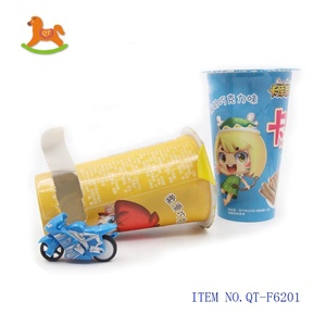 Délicieux bâtonnet de biscuit au <span class=keywords><strong>chocolat</strong></span> Star Cup avec jouet - Product Image 2