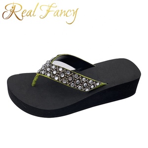Rhinestone di modo Della Decorazione Tallone di Cuneo Custom Nero Delle Signore Del Diamante di Vibrazione di Cadute di Pantofole - Product Image 4