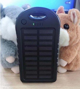 แผงโซลาร์เซลล์แบบพกพาใหม่ปี 2024 พร้อมพาวเวอร์แบงค์ LED 5000mAh กันน้ำ ชาร์จเร็ว ช่องเสียบ Micro USB แบตเตอรี่ Li-Polymer บางเฉียบ - Product Image 2