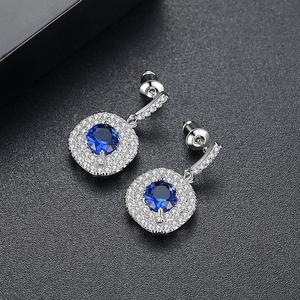 <span class=keywords><strong>Orecchini</strong></span> di Tendenza LUOTEEMI con Cinque Opzioni di Colore, Ultimo Design del Marchio, Glitteranti con Zirconia Cubica e Design Halo - Product Image 5