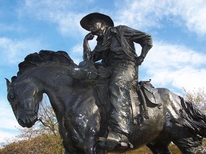 Escultura de bronce escultura de fundición pensando hombre escultura de <span class=keywords><strong>caballo</strong></span> vaquero estatua en venta - Product Image 4