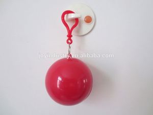 फुटबॉल रेनकोट गेंद डिस्पोजेबल रेनकोट फुटबॉल प्रचार प्लास्टिक गेंद रेनकोट/पोंचो - Product Image 3