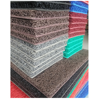 Sri Lanka commercial taille personnalisée pied paillassons en plastique spaghetti nouilles tapis pvc bobine rouleau tapis sol extérieur tapis