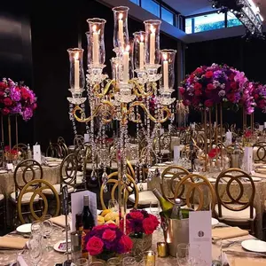 Pièce centrale de mariage Candélabre en or 9 bras Bougeoir en cristal doré avec ouragans