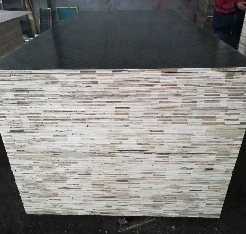 1220x2440mm 1250x2500mm  finger -Jointed  Film Face Plywood  shuttering plywood