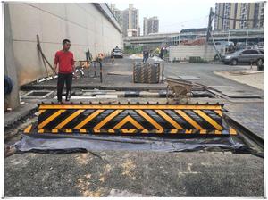 Alto rendimiento por mayor accidente de carretera barrera K12 grado alto tonelaje seguridad vial hidráulico carretera <span class=keywords><strong>bloqueador</strong></span> - Product Image 6
