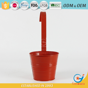 Comercio al por mayor <span class=keywords><strong>de</strong></span> hierro galvanizado con recubrimiento <span class=keywords><strong>en</strong></span> polvo olla jardín <span class=keywords><strong>plantas</strong></span> decorativas para colgar <span class=keywords><strong>macetas</strong></span> - Product Image 2