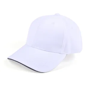 चीन फैक्टरी थोक सस्ते सादा खाली ठोस रंग लोगो पुरुषों के लिए अनुकूलित सफेद घुमावदार किनारे कपास बेसबॉल कैप