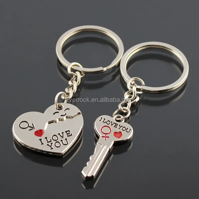 Bán Buôn Khuyến Mại Kim Loại Dễ Thương Tim Keychain Giá Thấp Couple Keychain