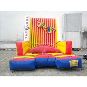 Pared pegajosa, pared inflable con gancho y bucle, juego de Acrobat con trajes pegajosos - Product Image 1