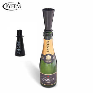 Gros Cadeau Promotionnel En Plastique Champagne Sipper pour Mini <span class=keywords><strong>Moet</strong></span> <span class=keywords><strong>Chandon</strong></span> Bouteille - Product Image 2