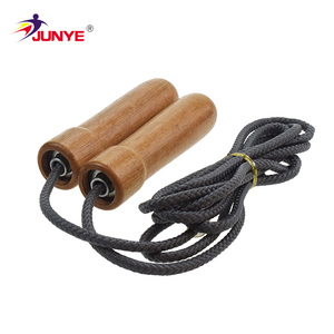 Dây Nhảy Tay Cầm Bằng Gỗ Khắc Logo Tùy Chỉnh Chất Lượng Cao Của Nhà Máy BSCI Audit - Product Image 3