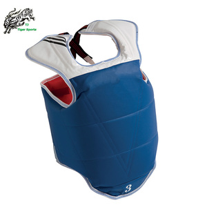 blu e rosso reversibile <span class=keywords><strong>taekwondo</strong></span> petto protettore - Product Image 3