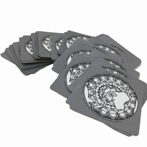 Cartes de jeu de tarot Mandala premium avec un design artistique noir et blanc, jeu de cartes de pleine conscience, impression de cartes de jeu - Product Image 2
