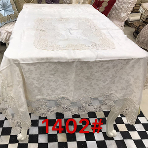Élégant De Luxe Beige Velours Banquet Nappe - Product Image 3