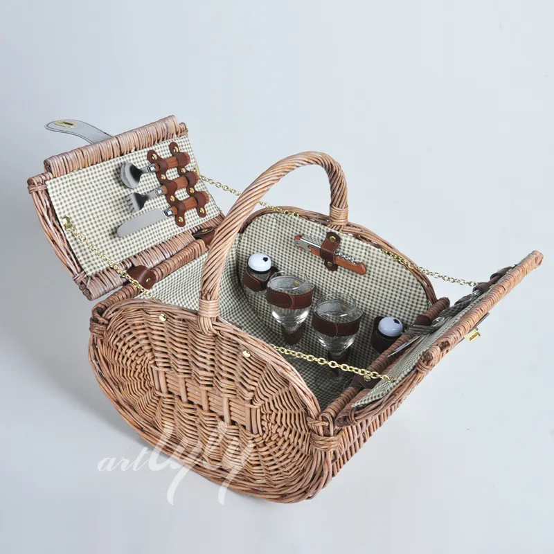 New Style Outdoor Large Capacity Handmade Natural Rattan Wicker 2 Person Bulk Picnic Basket Set