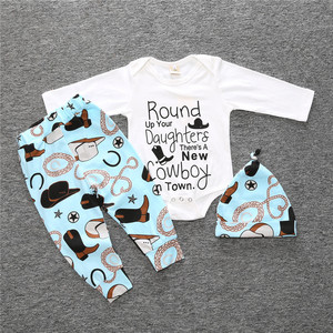 Venta al por mayor caliente nuevo diseño niñas 3 unidades conjuntos de ropa de otoño - Product Image 1