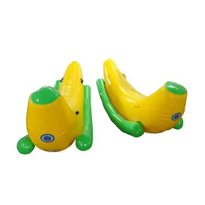 barco de banana inflável para a venda Suppliers-2020 Hot Sales New PVC Barco de Banana Inflável Gangorra Brinquedos De Água Flutuante para as vendas