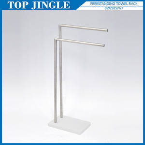 Toallero de metal de pie estilo Hotel de doble riel - Product Image 4