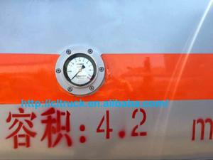 Camion-citerne à carburant Dongfeng 6000L à <span class=keywords><strong>prix</strong></span> <span class=keywords><strong>bas</strong></span>, camion-citerne de ravitaillement en carburant pour l'aviation - Product Image 5