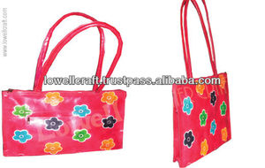 กระเป๋าถือหนังผู้หญิงสไตล์โบฮีเมียน ยี่ห้อ Lowellcraft ผลิตที่เดลี - Product Image 2