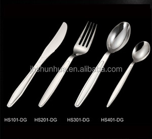 Ensemble de couverts jetables PS à revêtement <span class=keywords><strong>argent</strong></span>é/couverts/couteau en <span class=keywords><strong>plastique</strong></span> <span class=keywords><strong>argent</strong></span>é jetables, <span class=keywords><strong>fourchette</strong></span>, cuillère - Product Image 2