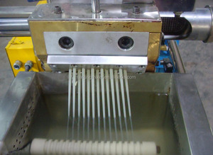 Parallel Co- Rotating <strong>Polycarbonate</strong> Double Die Screw Pellets Extruder Machine - Product Image 4