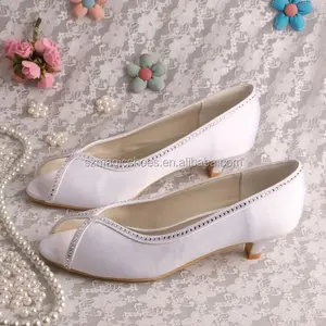 Özelleştirilmiş Wedopus düğün ayakkabı kadın beyaz düşük topuklu
