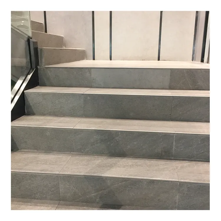 विला सिरेमिक सीढ़ियों टाइल्स दुबई में 12x24 मैट खत्म गैर पर्ची चीनी मिट्टी के बरतन सीढ़ी टाइल