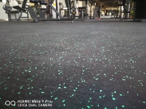 Suelo de gimnasio de alta calidad, <span class=keywords><strong>piso</strong></span> de goma enrollado <span class=keywords><strong>para</strong></span> Fitness con punto colorido brillante, estera de suelo <span class=keywords><strong>para</strong></span> gimnasio GM09 - Product Image 2