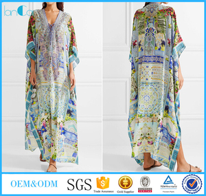 2017 Nueva moda floral <span class=keywords><strong>vestidos</strong></span> de gran tamaño de flores blancas y anaranjadas <span class=keywords><strong>vestidos</strong></span> maxis - Product Image 1