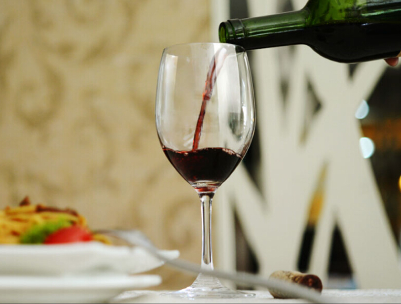 Eco-friendly crystal wine glass,glass cup for red wine,cup wine glass