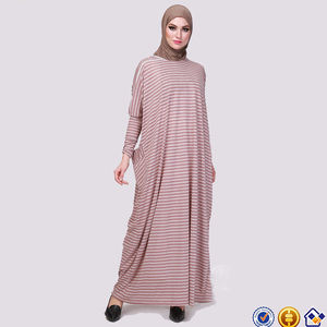 Girocollo musulmano da donna <span class=keywords><strong>con</strong></span> entrambe le tasche laterali manica ad ala <span class=keywords><strong>a</strong></span> <span class=keywords><strong>pipistrello</strong></span> <span class=keywords><strong>maniche</strong></span> aderenti gomito verso il basso da donna <span class=keywords><strong>a</strong></span> righe Kaftan Abaya <span class=keywords><strong>abito</strong></span> <span class=keywords><strong>lungo</strong></span> - Product Image 2