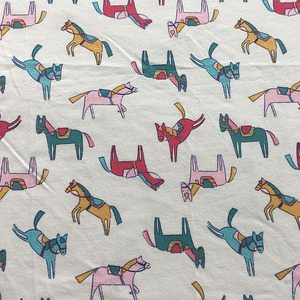 Nouvelle conception de bonne qualité numérique tissu textile fournisseurs au vietnam, cheval imprimer tissu - Product Image 4