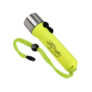 Waterproof 1000 Lumen Handheld Dive Torchlight Diving linterna Strong Lamp Duiken Flashlight Professional LED Submarine Light